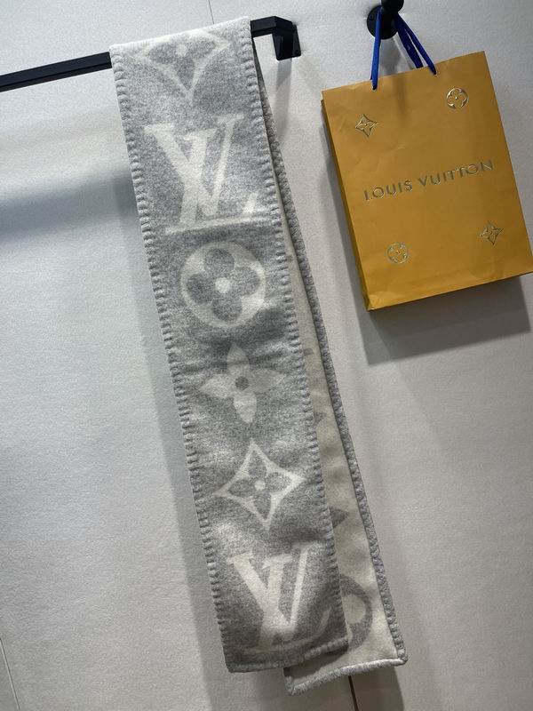 LV scarf 20X230cm E28 (31)